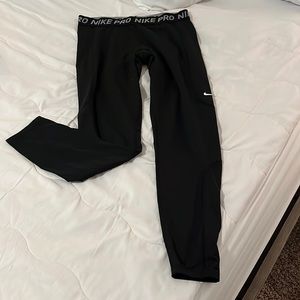 Black Nike Pro Leggings